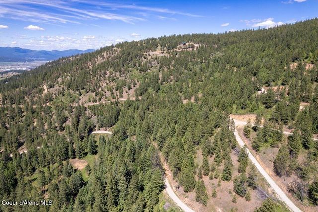 NKA S Mystery Trl, Post Falls, ID 83854