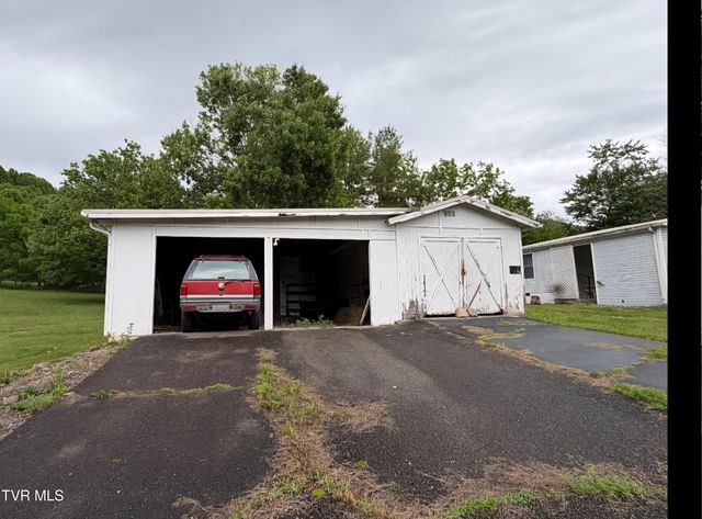1519 Spear Branch Road, Mountain City, TN 37683