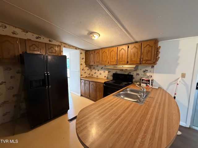 1519 Spear Branch Road, Mountain City, TN 37683