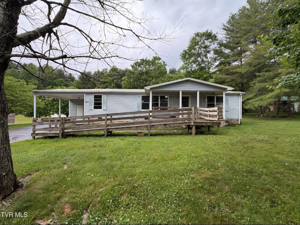 1519 Spear Branch Road, Mountain City, TN 37683