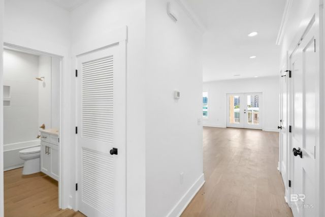 417 E 2nd Avenue, Gulf Shores, AL 36542