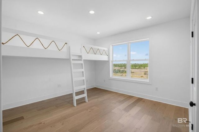 417 E 2nd Avenue, Gulf Shores, AL 36542