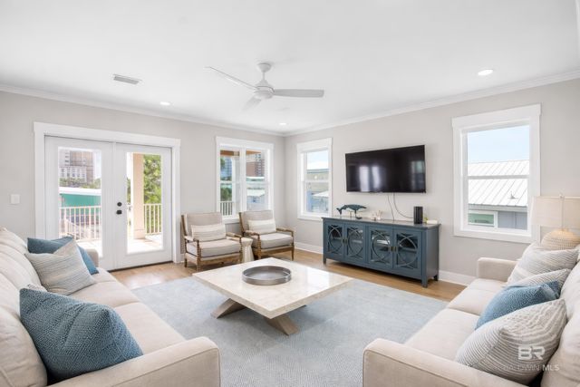 417 E 2nd Avenue, Gulf Shores, AL 36542