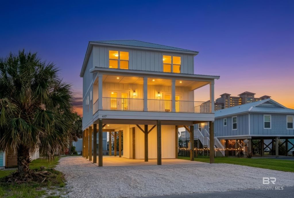 417 E 2nd Avenue, Gulf Shores, AL 36542