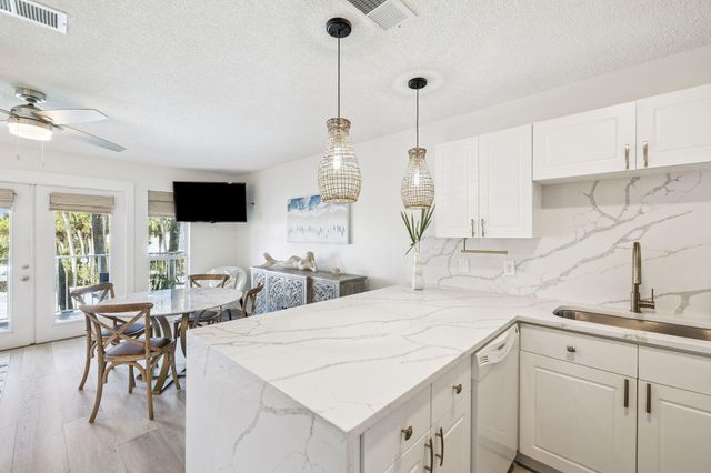144 Spires Lane UNIT 207, Santa Rosa Beach, FL 32459