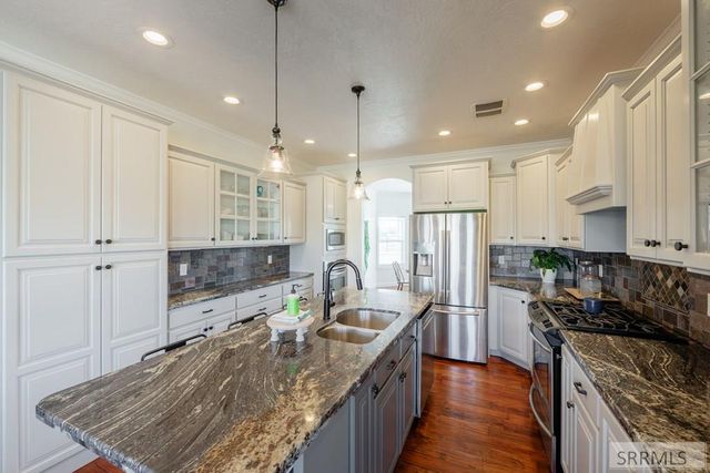 1241 E Lazy Lane, Idaho Falls, ID 83404
