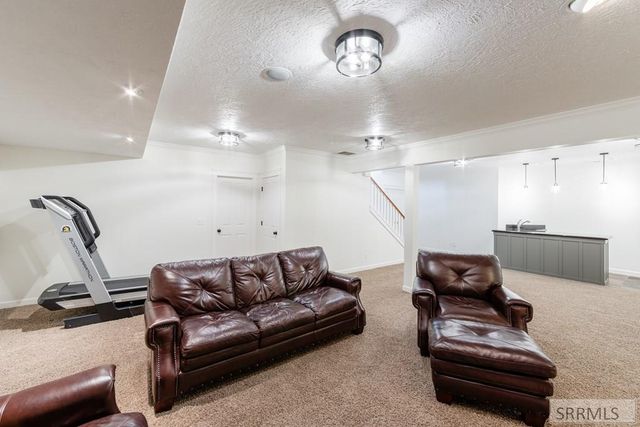 1241 E Lazy Lane, Idaho Falls, ID 83404
