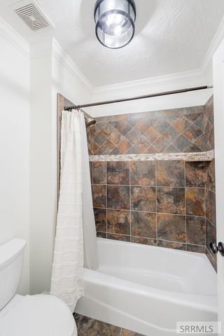 1241 E Lazy Lane, Idaho Falls, ID 83404