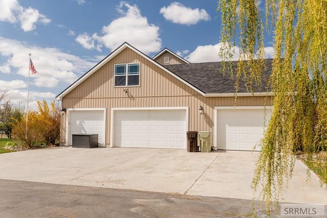 1241 E Lazy Lane, Idaho Falls, ID 83404