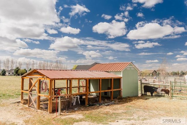 1241 E Lazy Lane, Idaho Falls, ID 83404