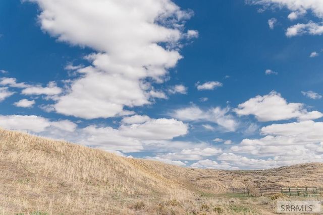 1241 E Lazy Lane, Idaho Falls, ID 83404