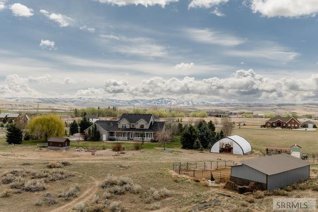 1241 E Lazy Lane, Idaho Falls, ID 83404