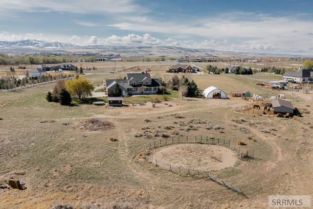 1241 E Lazy Lane, Idaho Falls, ID 83404