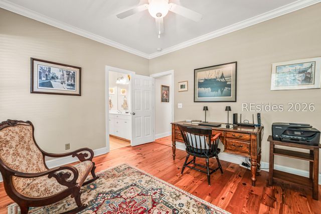 19 Laughing Gull Dr, Beaufort, SC 29907