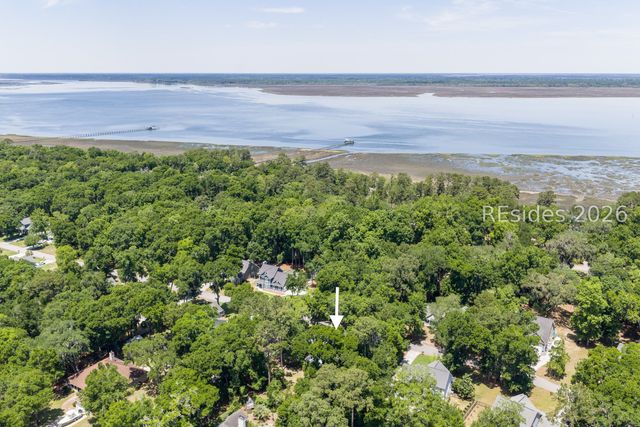 19 Laughing Gull Dr, Beaufort, SC 29907