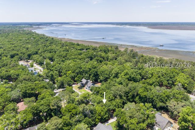 19 Laughing Gull Dr, Beaufort, SC 29907