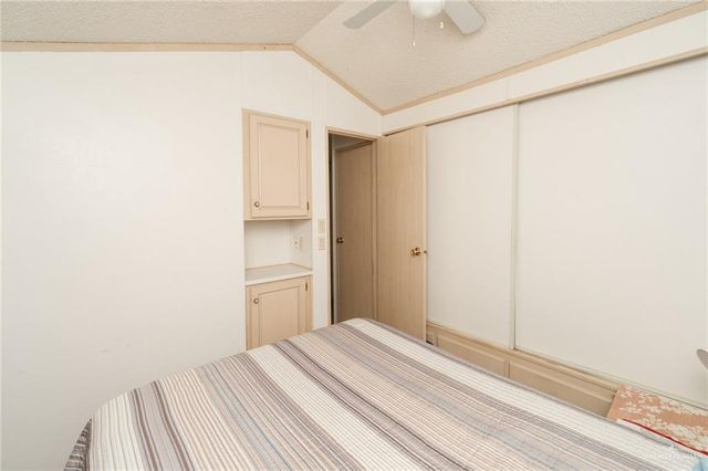 215 S Valley View Road 115, Donna, TX 78537