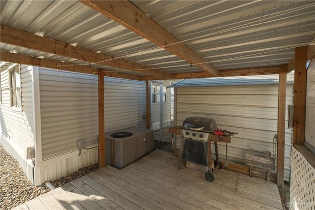 215 S Valley View Road 115, Donna, TX 78537