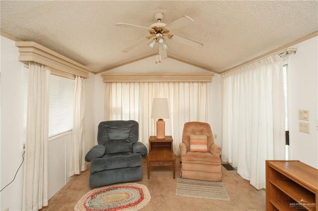 215 S Valley View Road 115, Donna, TX 78537