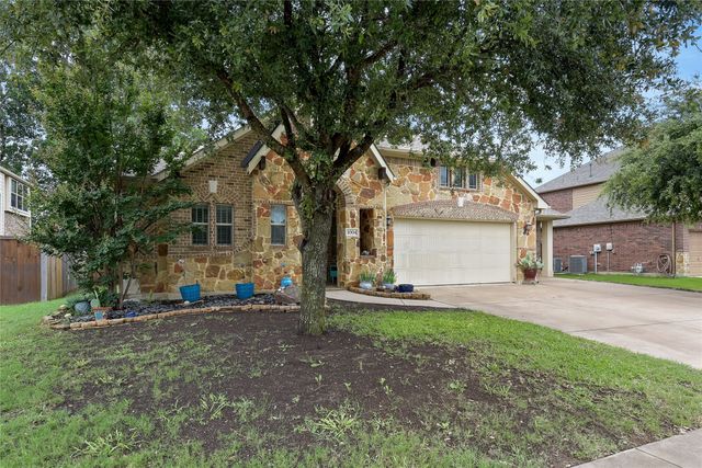1004 Tara Drive, Burleson, TX 76028