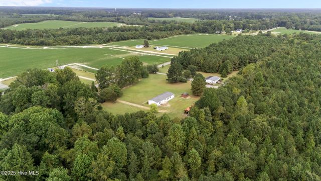 3857 Kings Crossroads Road, Greenville, NC 27834