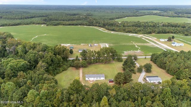 3857 Kings Crossroads Road, Greenville, NC 27834