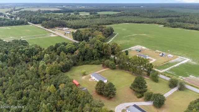 3857 Kings Crossroads Road, Greenville, NC 27834