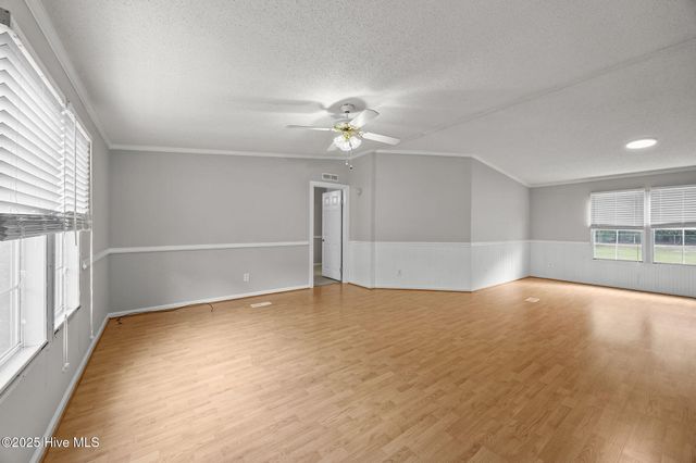 3857 Kings Crossroads Road, Greenville, NC 27834