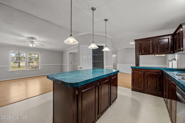 3857 Kings Crossroads Road, Greenville, NC 27834