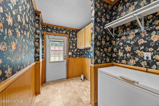 3857 Kings Crossroads Road, Greenville, NC 27834