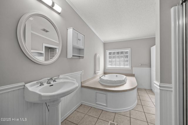 3857 Kings Crossroads Road, Greenville, NC 27834