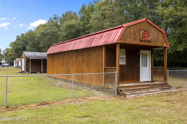 3857 Kings Crossroads Road, Greenville, NC 27834