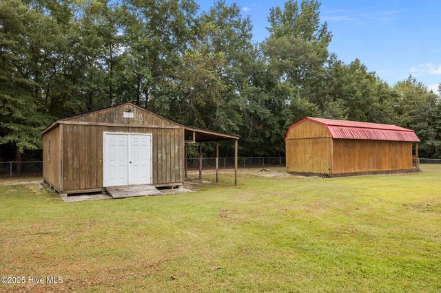 3857 Kings Crossroads Road, Greenville, NC 27834