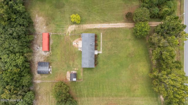 3857 Kings Crossroads Road, Greenville, NC 27834