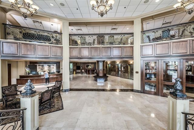 3525 Sage Road 318, Houston, TX 77056