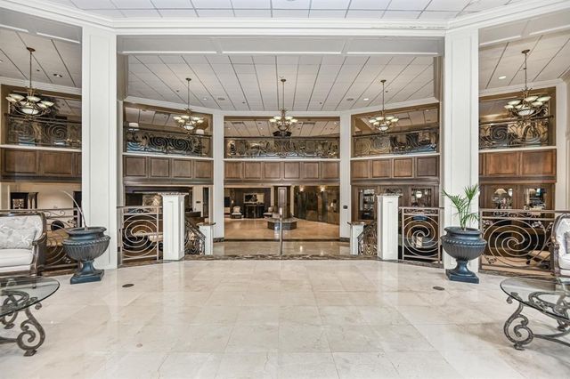 3525 Sage Road 318, Houston, TX 77056