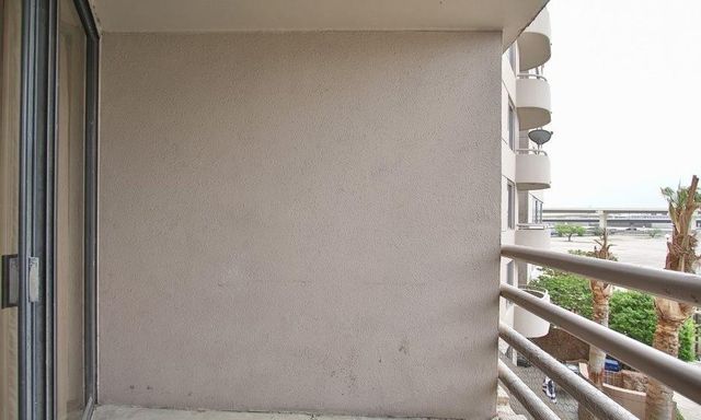 3525 Sage Road 318, Houston, TX 77056