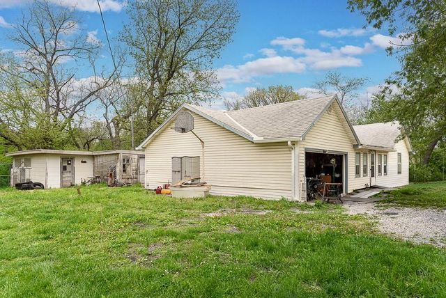 16716 Dempsey Road, Leavenworth, KS 66048