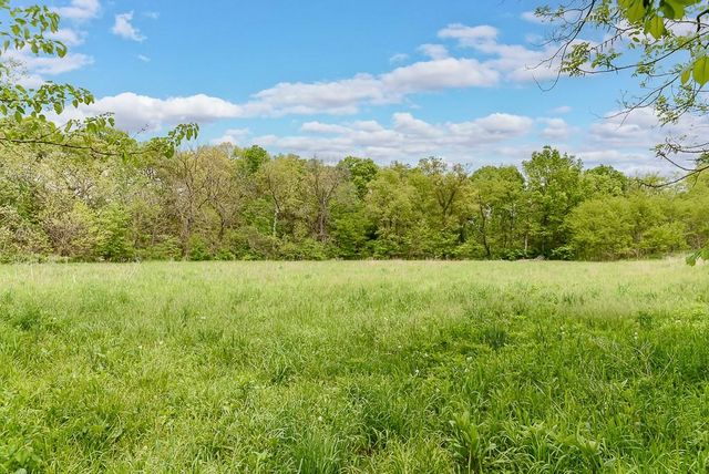 16716 Dempsey Road, Leavenworth, KS 66048