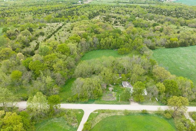 16716 Dempsey Road, Leavenworth, KS 66048