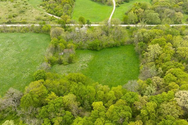 16716 Dempsey Road, Leavenworth, KS 66048