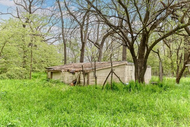 16716 Dempsey Road, Leavenworth, KS 66048
