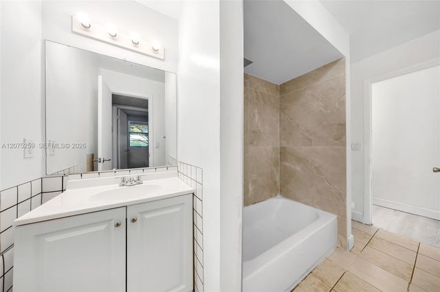 1237 SW 46th Avenue 806, Pompano Beach, FL 33069