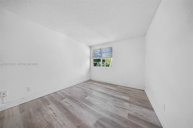 1237 SW 46th Avenue 806, Pompano Beach, FL 33069