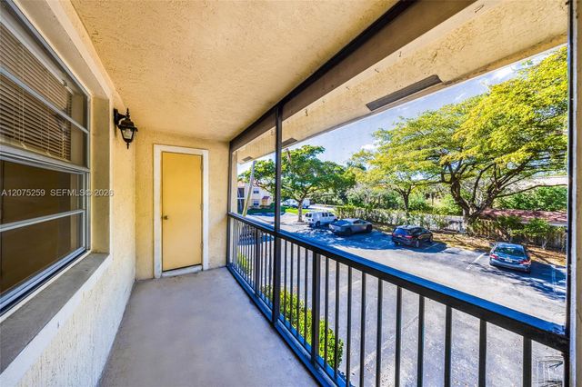 1237 SW 46th Avenue 806, Pompano Beach, FL 33069