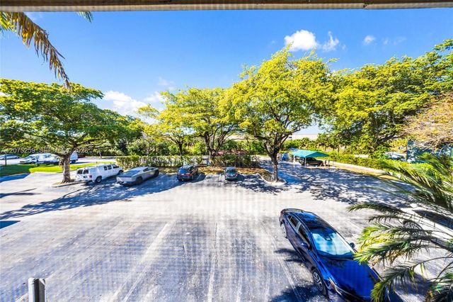 1237 SW 46th Avenue 806, Pompano Beach, FL 33069