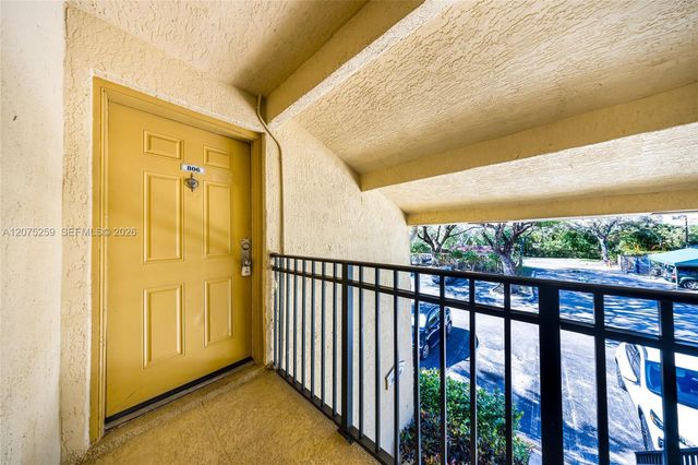 1237 SW 46th Avenue 806, Pompano Beach, FL 33069