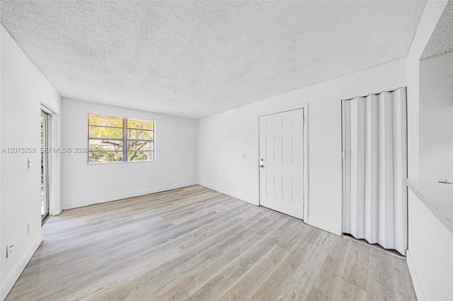1237 SW 46th Avenue 806, Pompano Beach, FL 33069