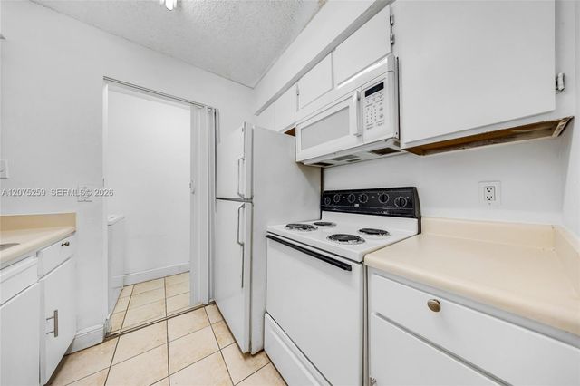1237 SW 46th Avenue 806, Pompano Beach, FL 33069