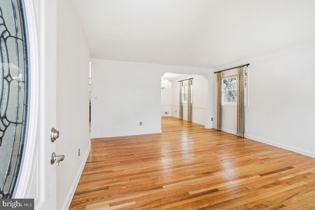 4008 ADAMS DR, Silver Spring, MD 20902